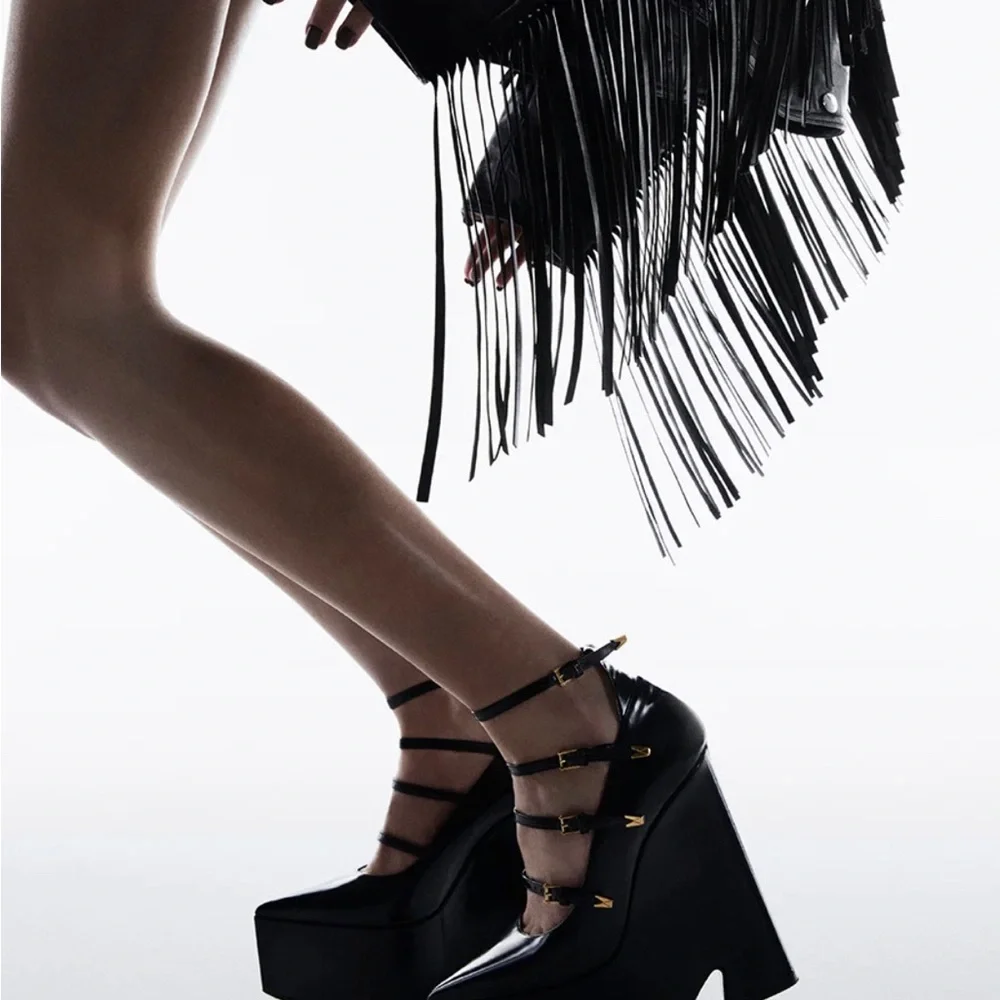 NWT Versace Satin Black Tempest Platform Pump - Picture 5 of 17